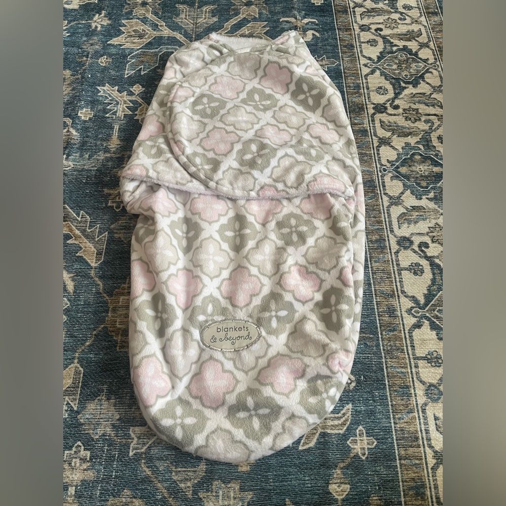 Blankets & Beyond Baby Swaddle, pink, gray and white